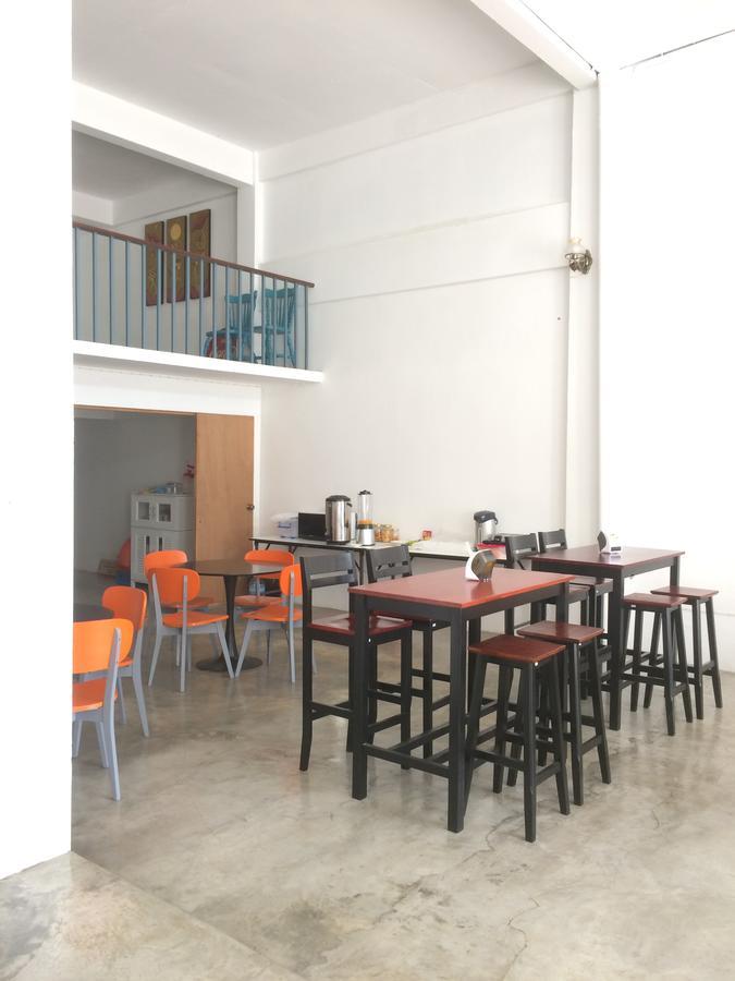 Siri Krabi Hostel Εξωτερικό φωτογραφία