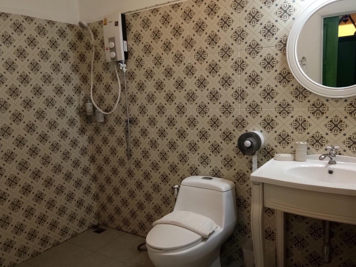 Siri Krabi Hostel Εξωτερικό φωτογραφία