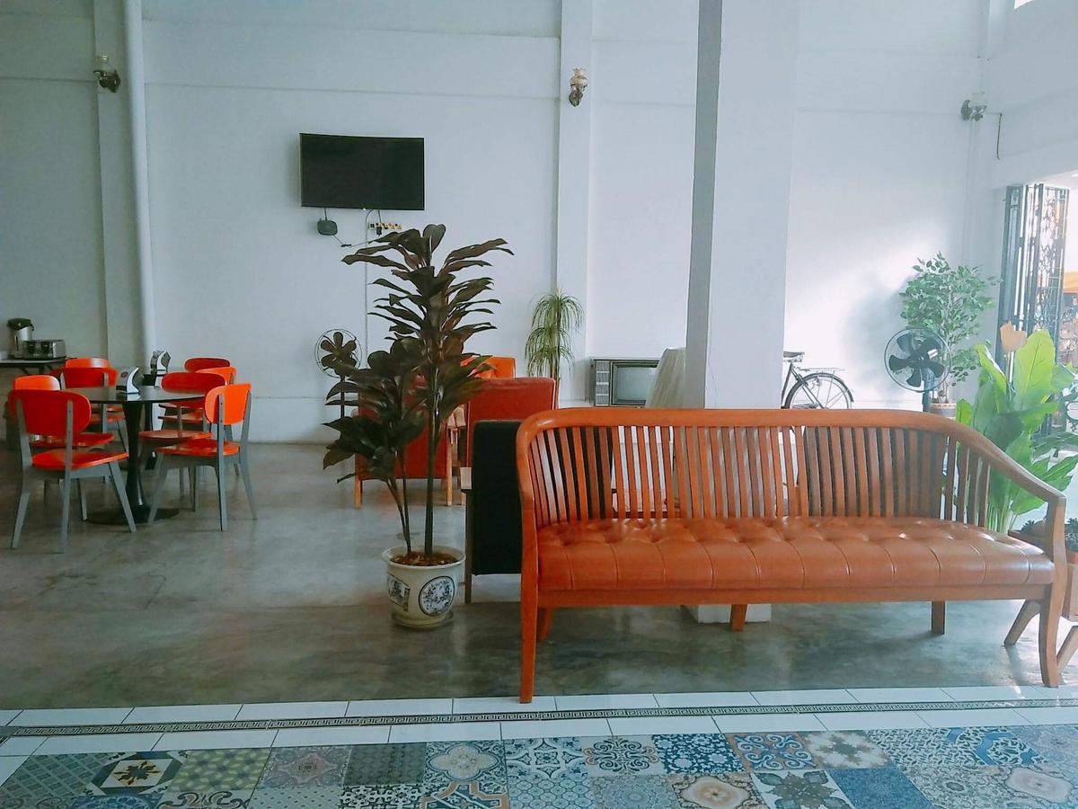 Siri Krabi Hostel Εξωτερικό φωτογραφία